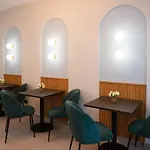 Incanto Чефалу