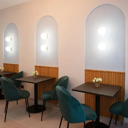 Incanto Чефалу