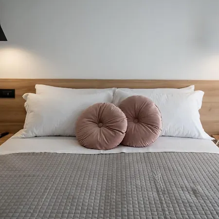 Incanto Чефалу