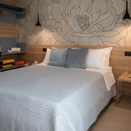 Incanto Чефалу